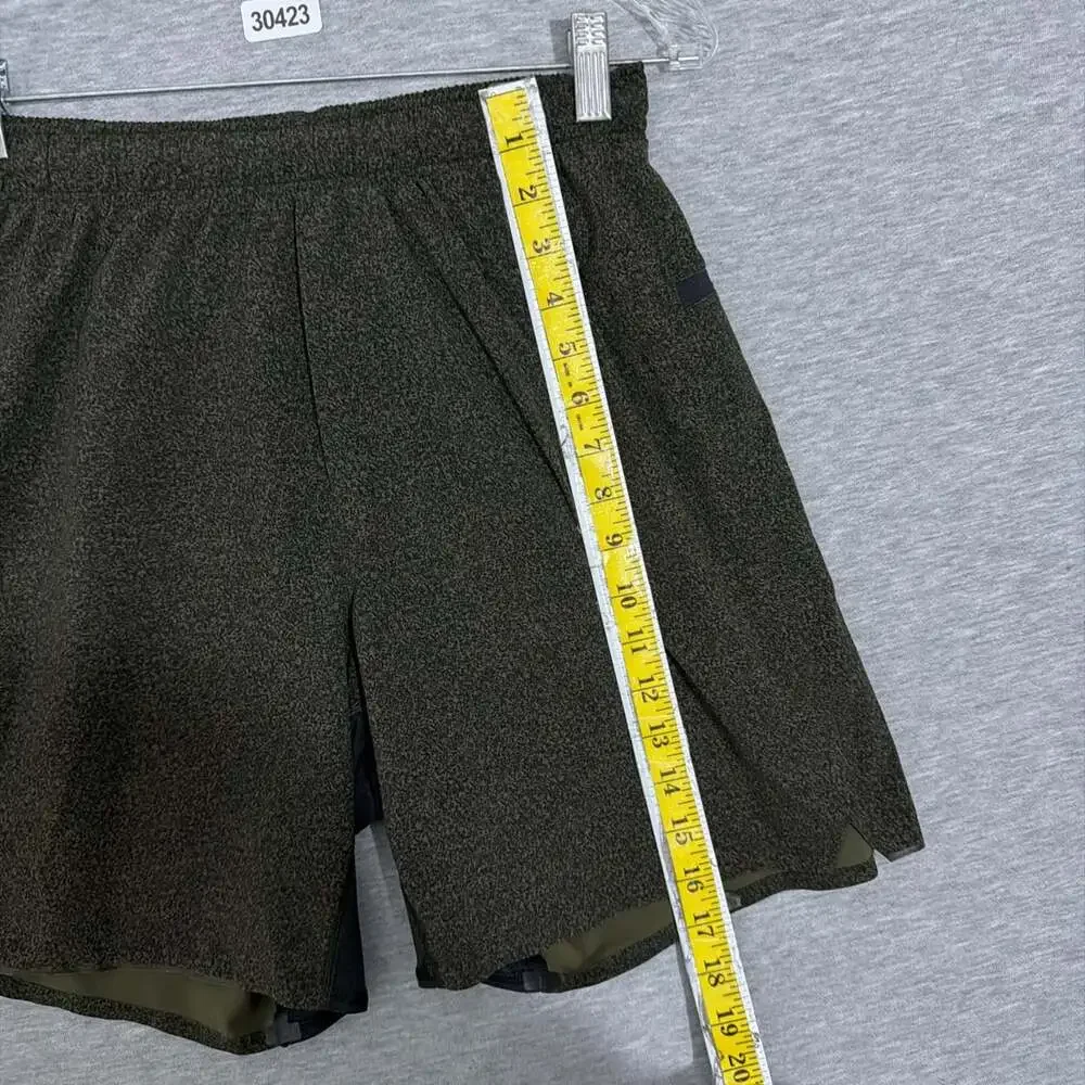 Lululemon Men's Size Small Green Linerless Pockets Surge Shorts 7